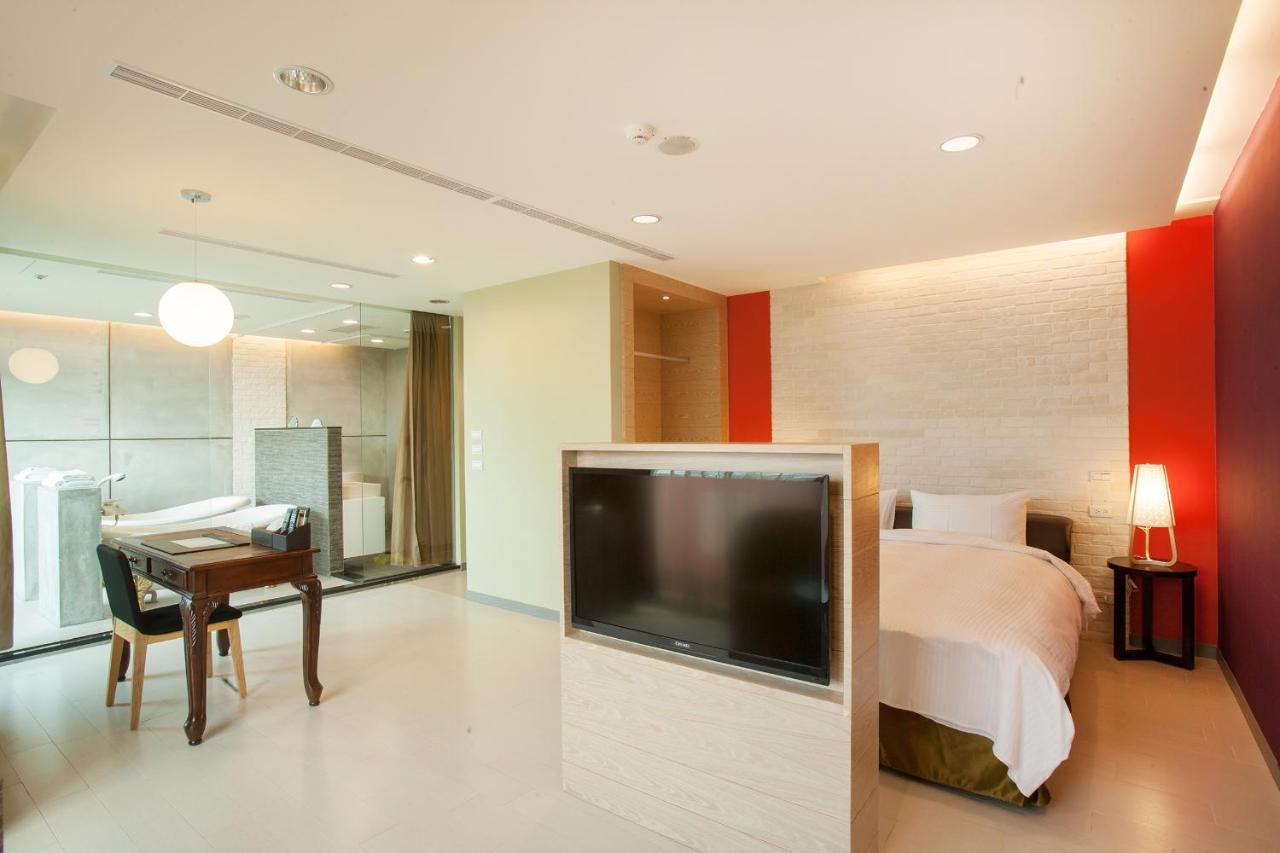 823 Tourist Hotel Jinhu Esterno foto