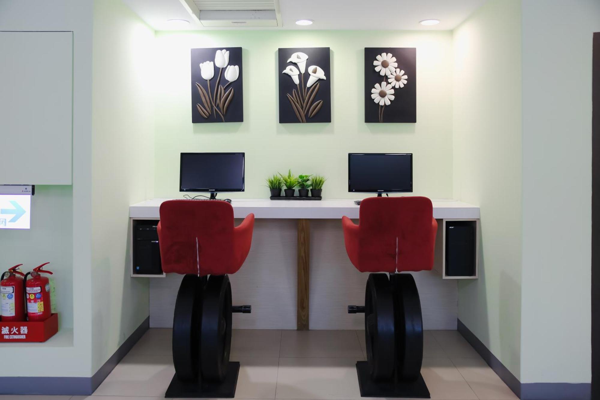 823 Tourist Hotel Jinhu Esterno foto