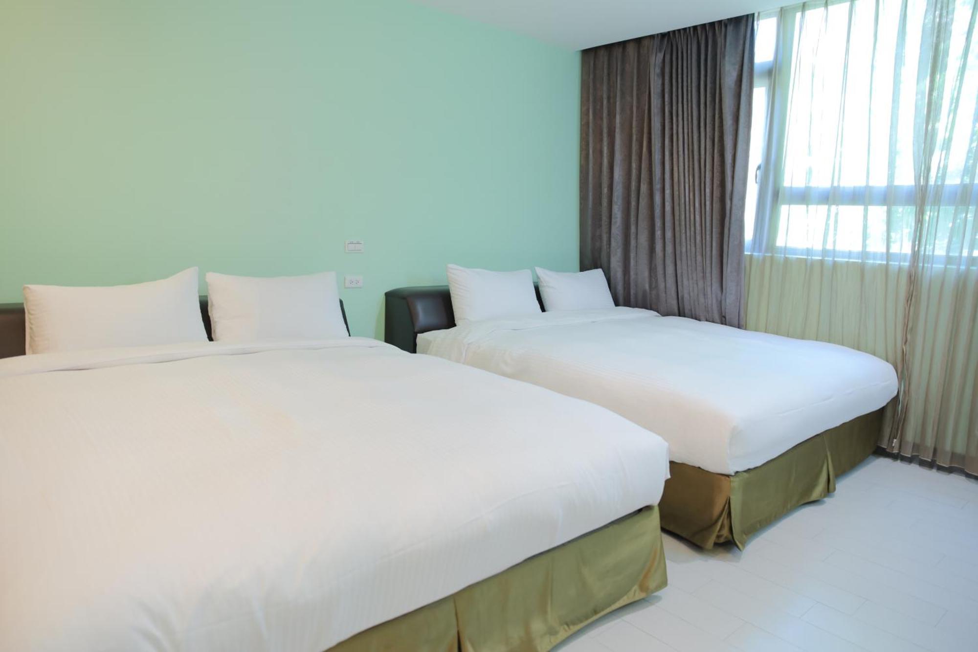 823 Tourist Hotel Jinhu Esterno foto