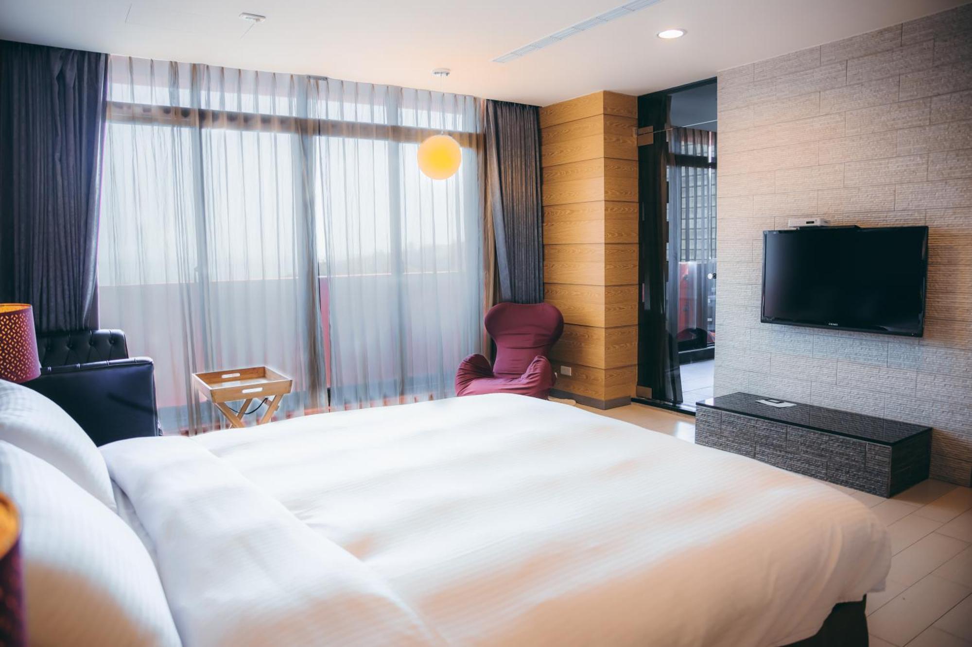 823 Tourist Hotel Jinhu Esterno foto
